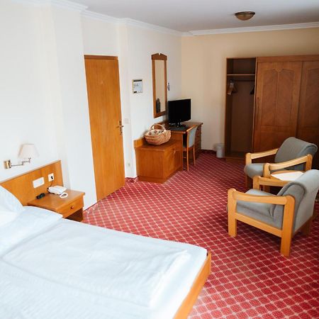 Seehotel Ressmann Drobollach am Faakersee Exterior photo