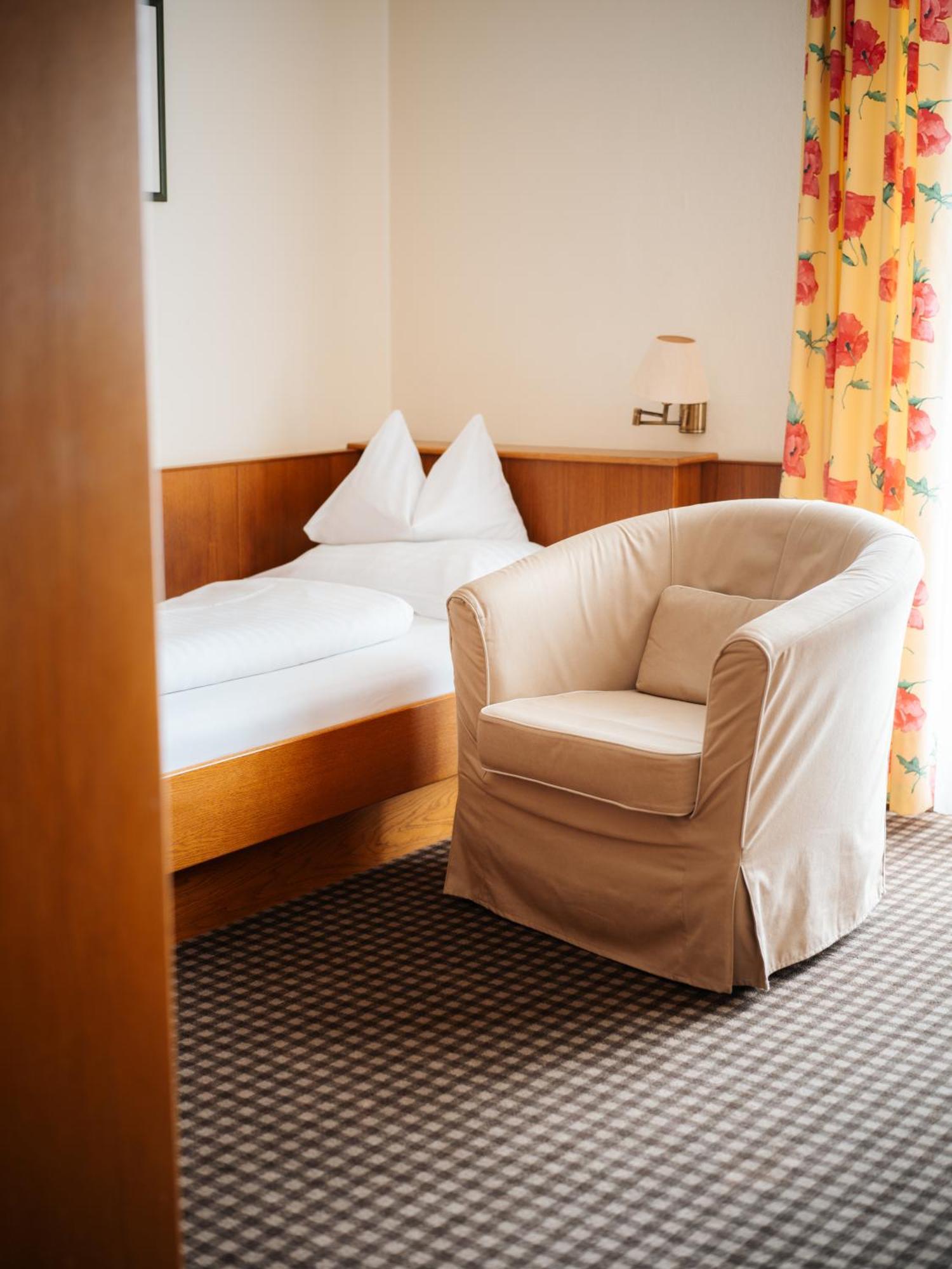 Seehotel Ressmann Drobollach am Faakersee Room photo